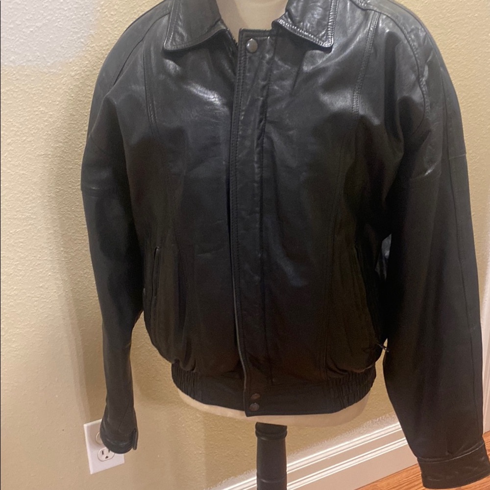 Men's Black Leather Jacket Byrnes & Baker, size small